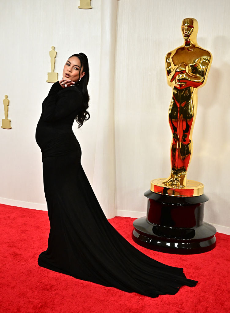 Vanessa Hudgens Pregnant at the 2024 Oscars Just another WordPress site