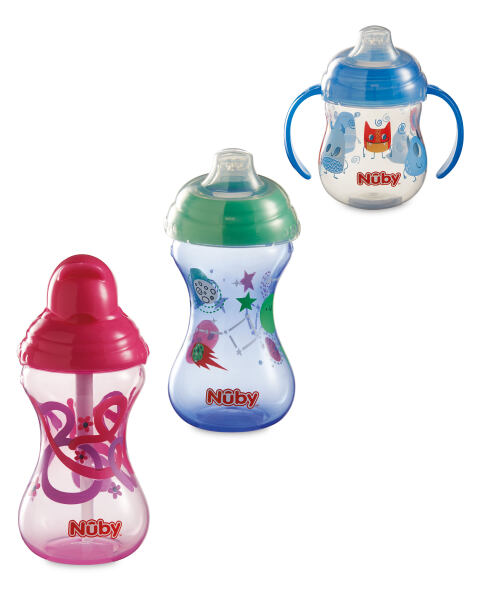 The cup, which helps your baby develop new skills, features a silicone spout for easy sipping