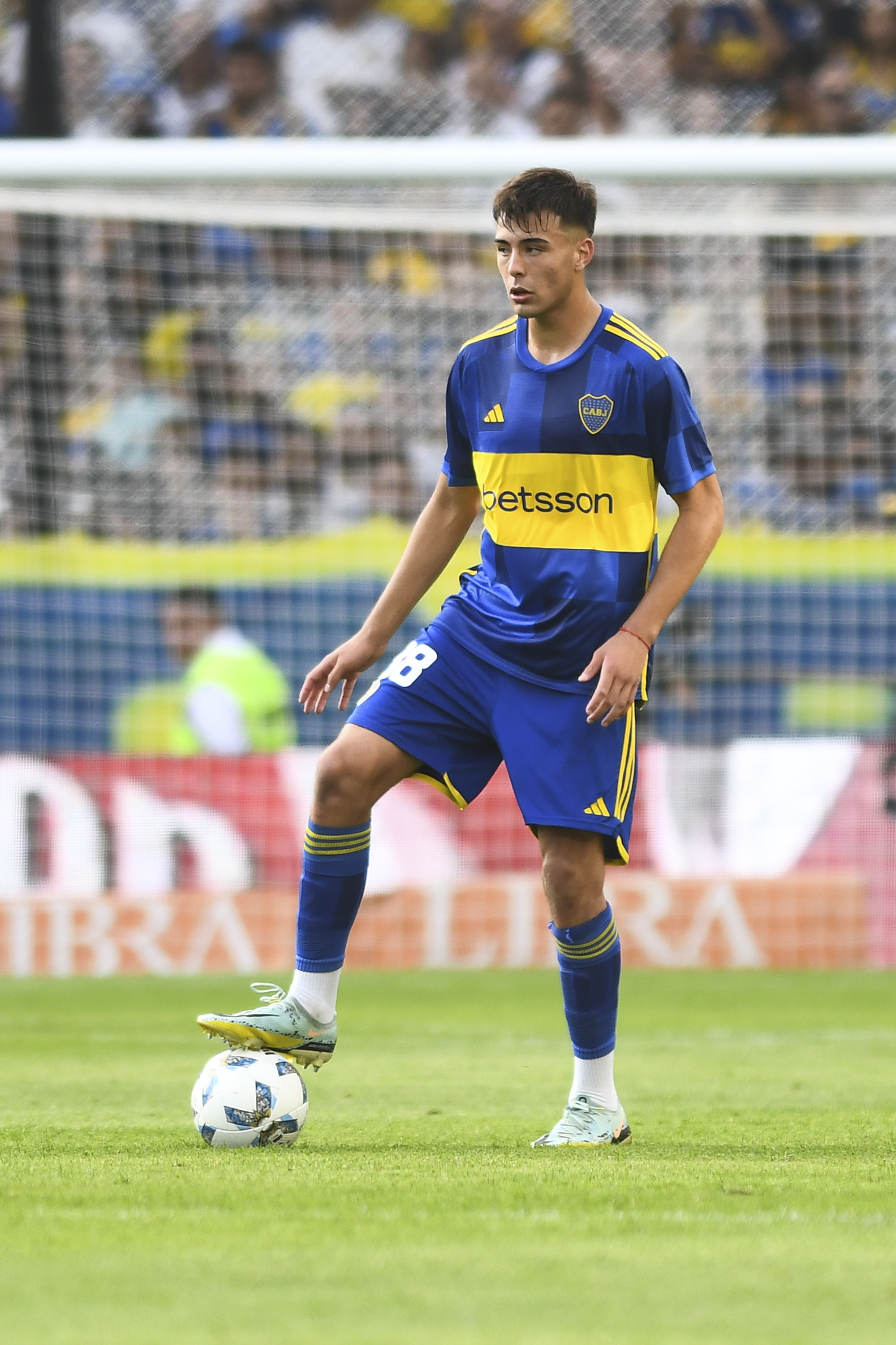 Man Utd have asked about figures for Boca Juniors ace Aaron Anselmino